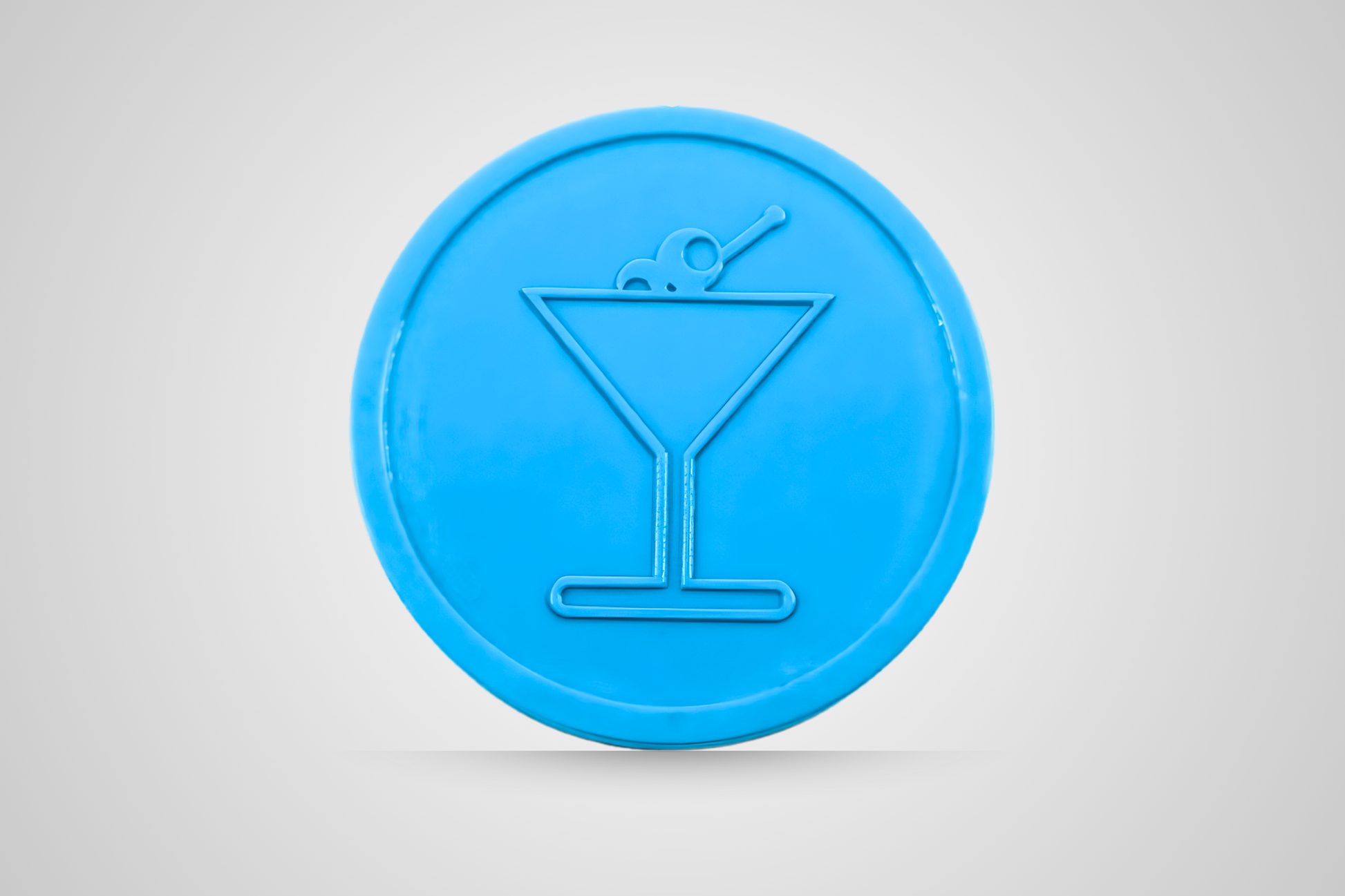 Geprägter Getränkegutschein in Cocktailblau von JM Band®.