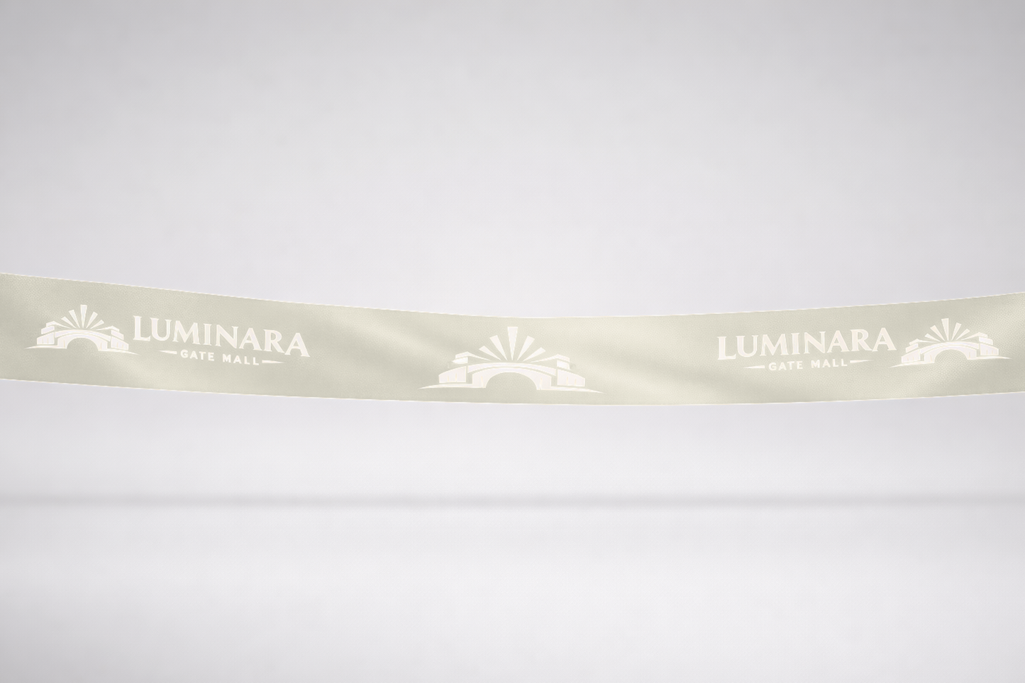 Einweihungsband in Elfenbein aus ECO-Satin mit Druck von JM Band®.