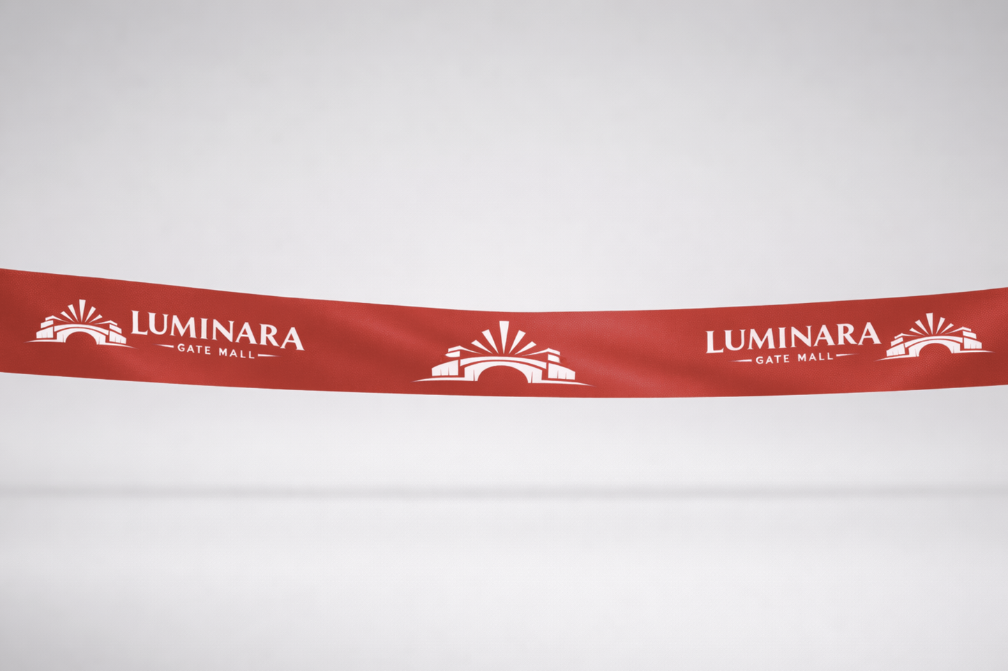 Rotes ECO-Satin-Einweihungsband mit Aufdruck von JM Band®.