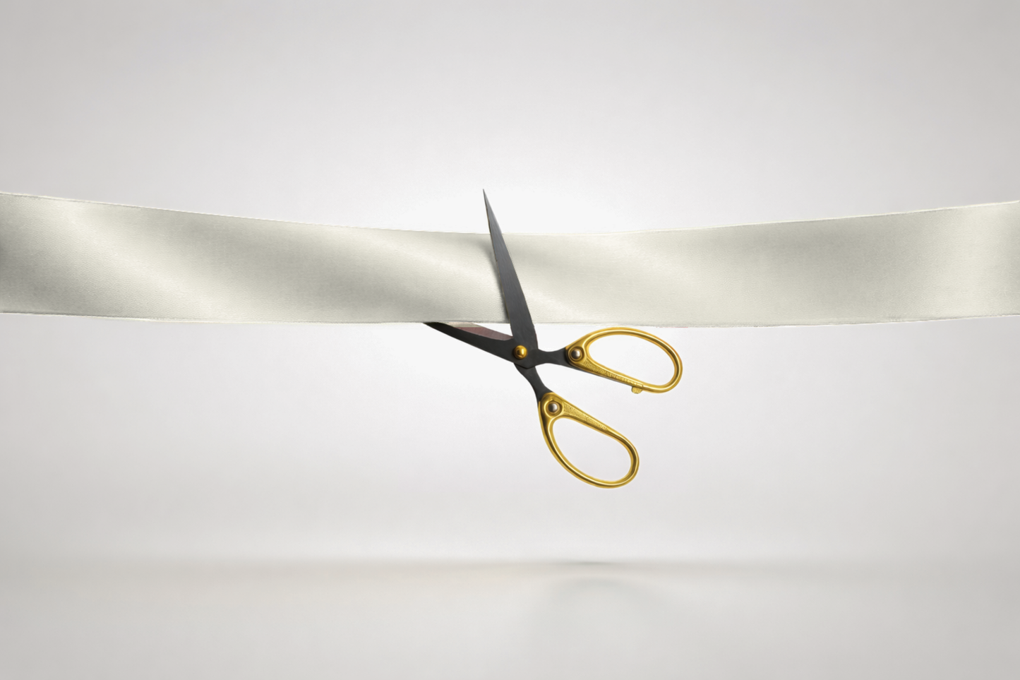Elfenbeinfarbenes ECO-Satin-Einweihungsband ohne Aufdruck von JM Band®.